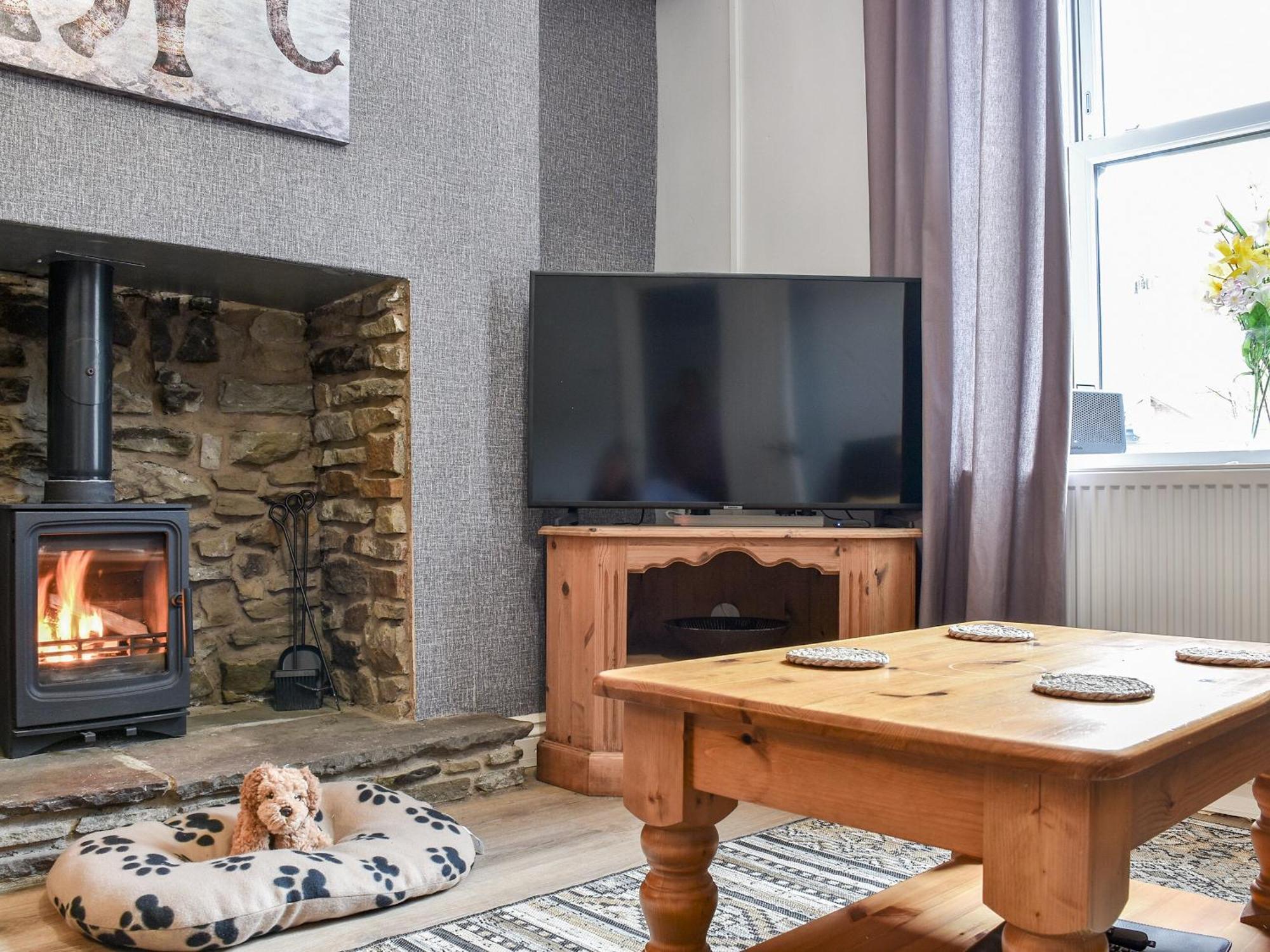 Cwmcarn Cottage Crosskeys المظهر الخارجي الصورة