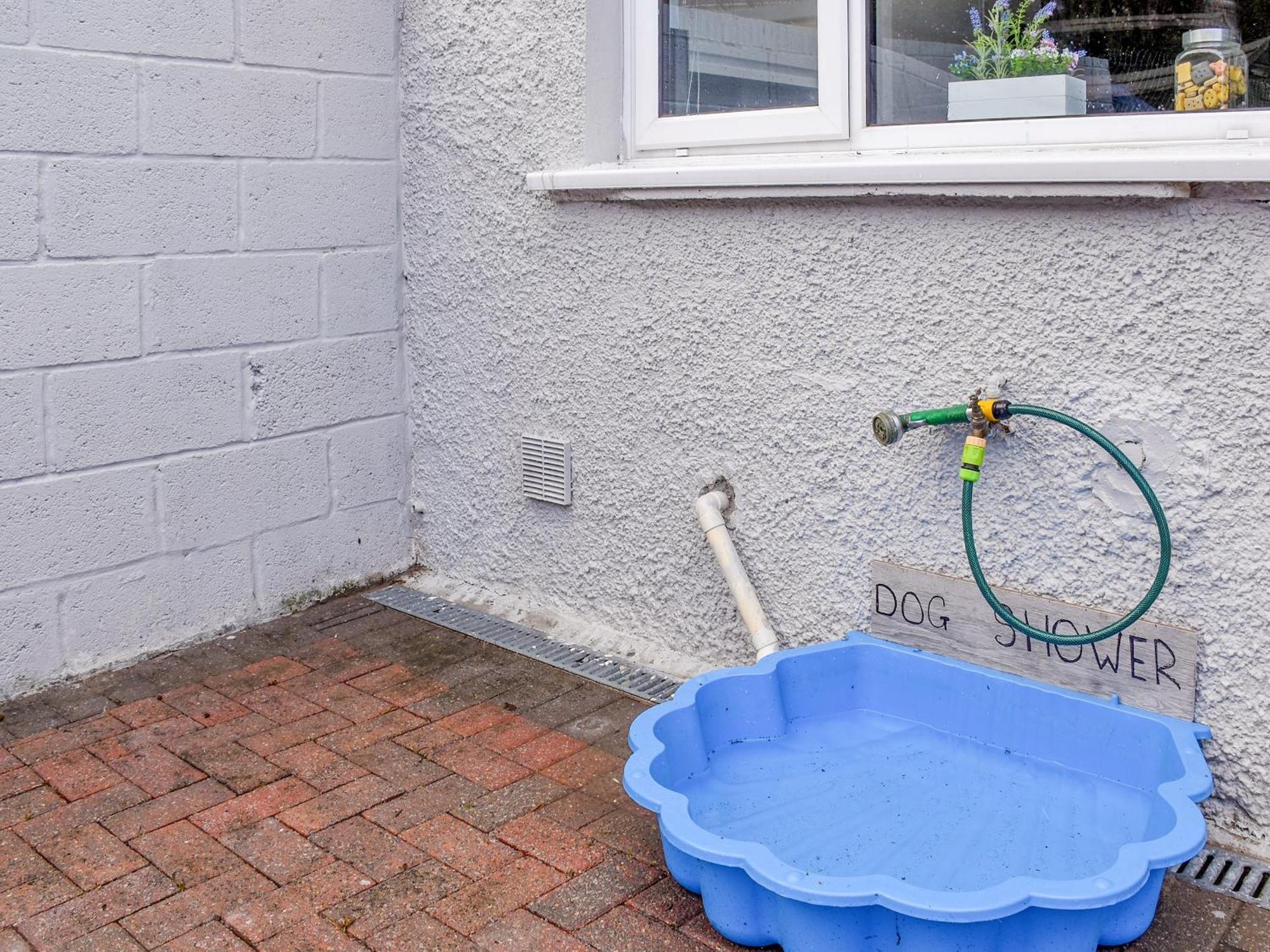 Cwmcarn Cottage Crosskeys المظهر الخارجي الصورة